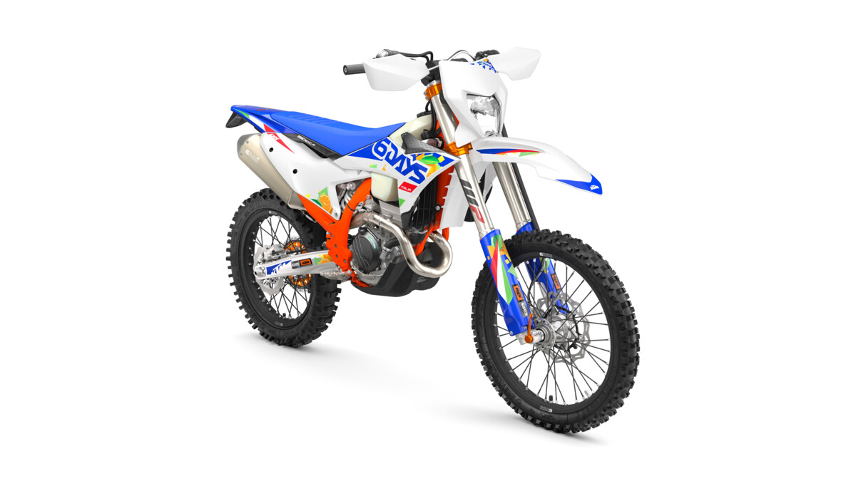 Ktm 250 EXC-F 6Days (2026) - 23493aa_675029my26ktm250excf6days45rightktmexc6daysstudio.jpg