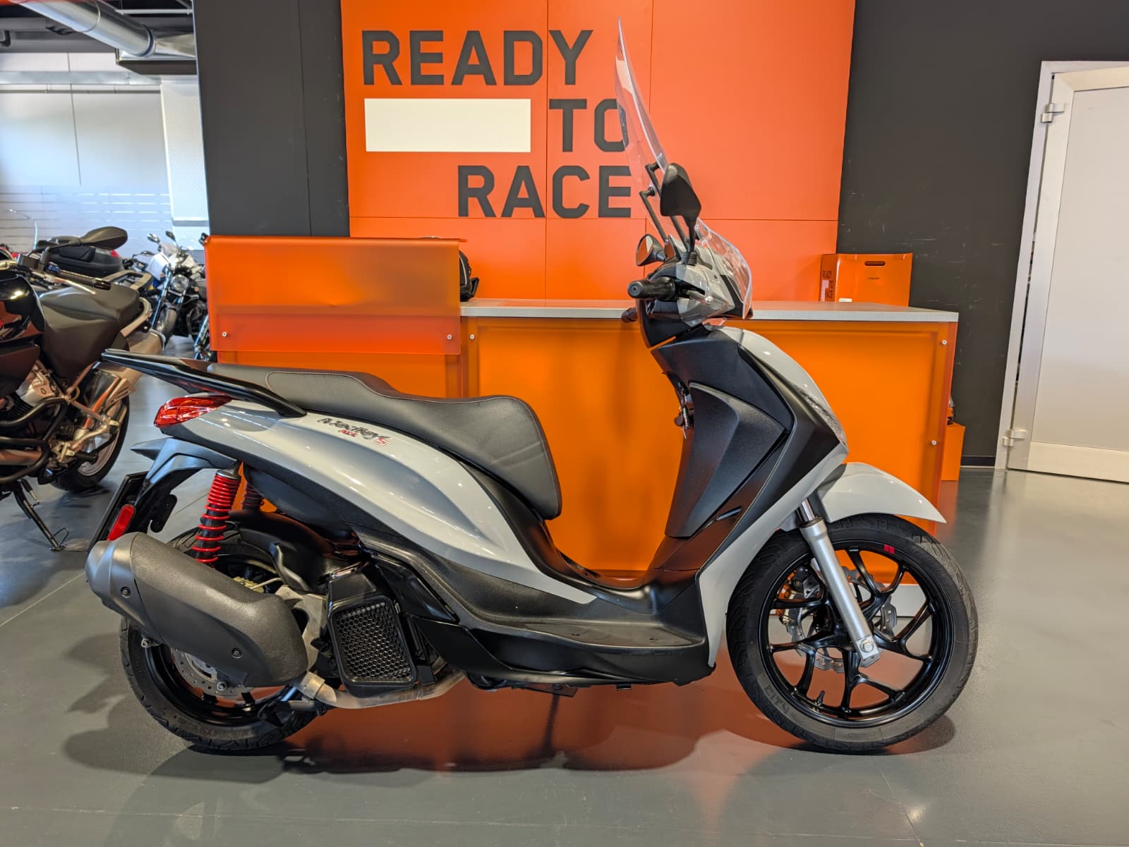 Piaggio Medley 150