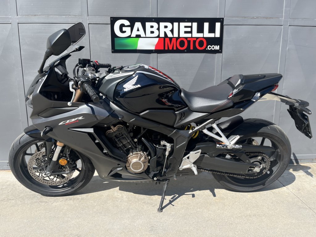 Honda CBR 650 R (2021)