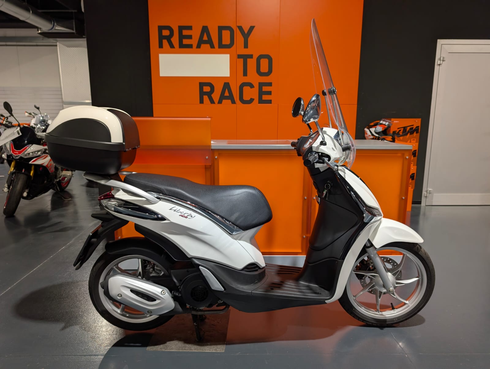 Piaggio Liberty 125 i-get ABS (2017) - 618990e_img20251104wa0020.jpg