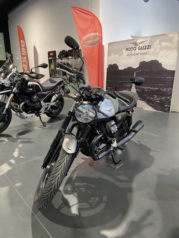 Moto Guzzi V7 Stone (2021) - 6f3ce9a_img2580.jpg