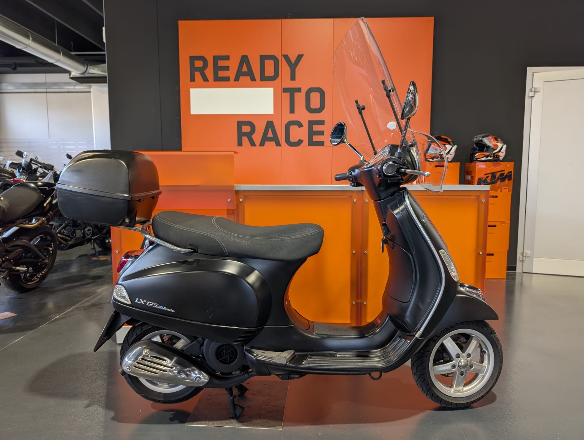 Vespa 125 LX 3V (2012 - 14) - f13f9b5_whatsappimage20260216at09.33.09.jpeg