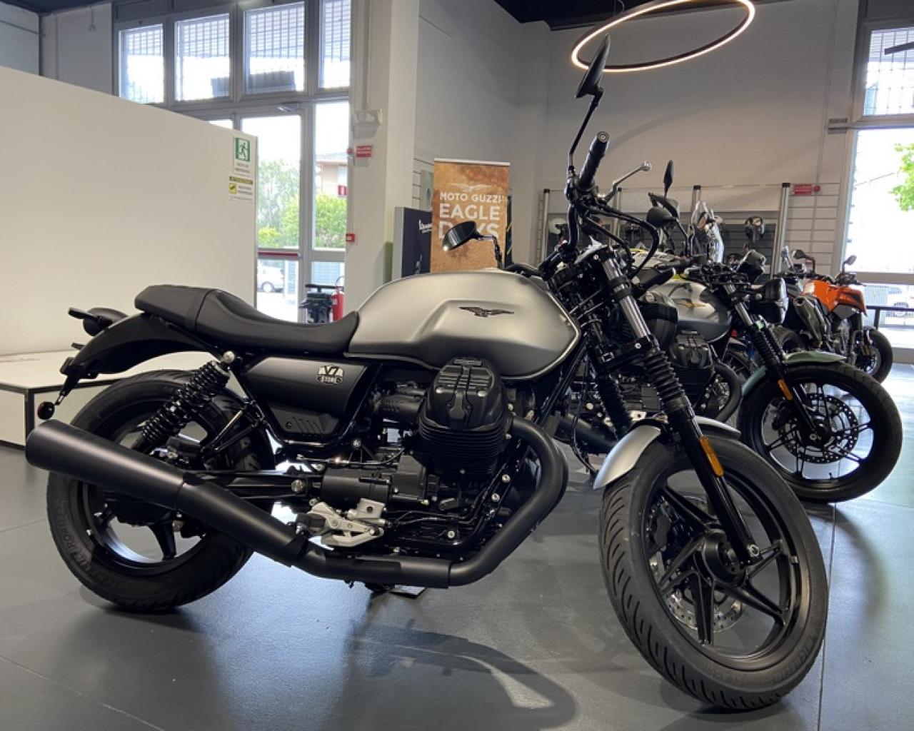 Moto Guzzi V7 Stone (2021) - 85f958f_img2579.jpg